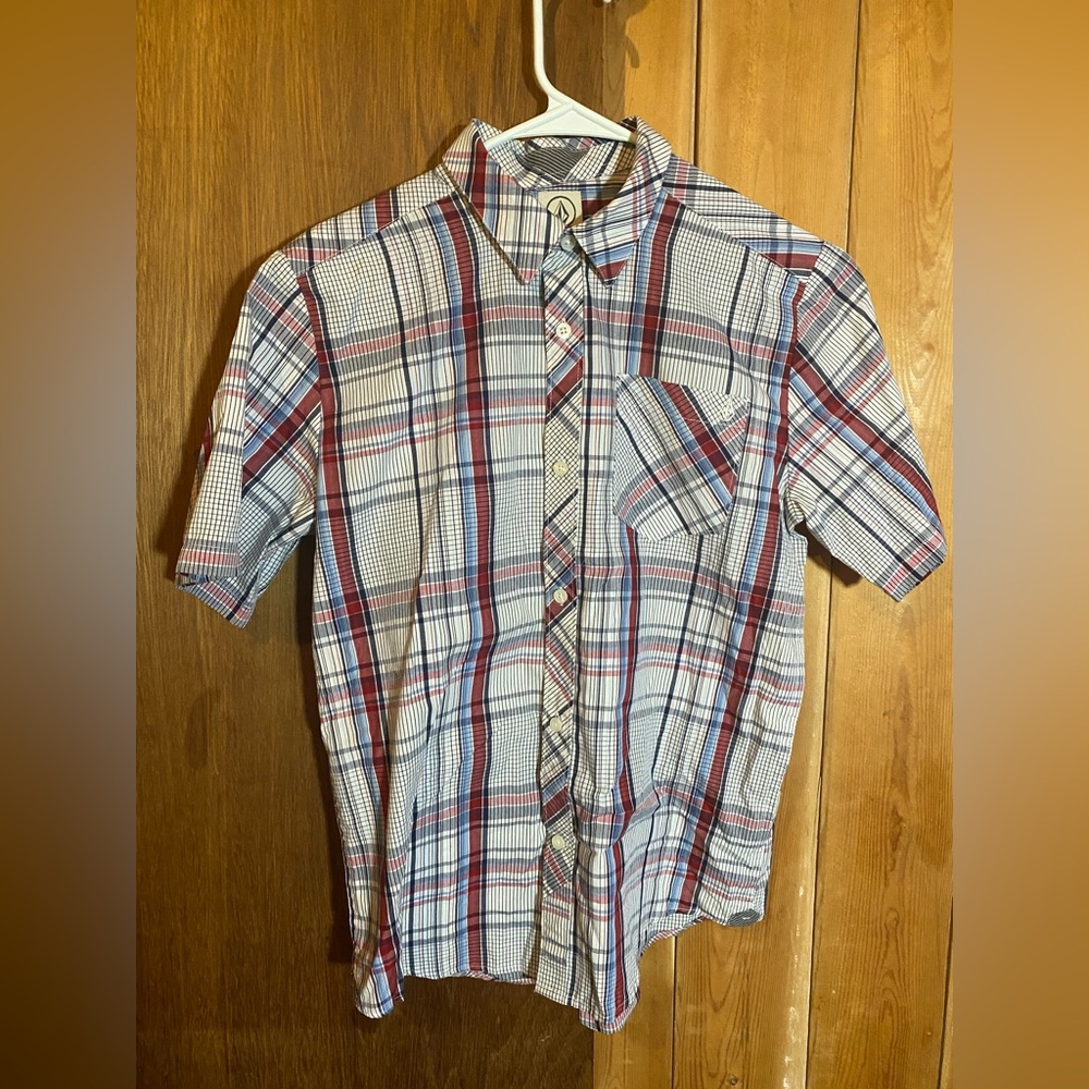 Quicksilver Boys button down shirt size Xlarge